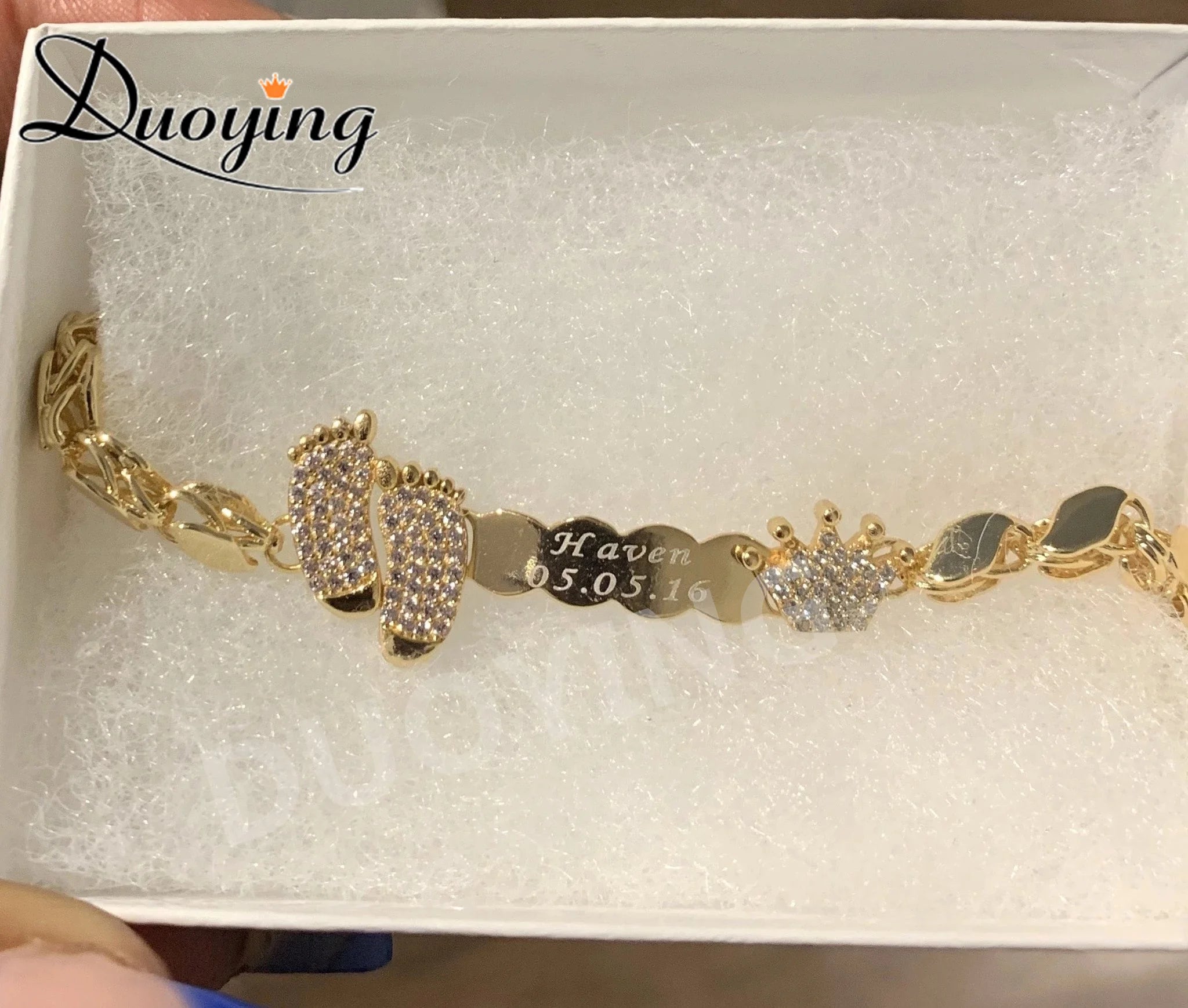 Personalized name bracelet with birthstone